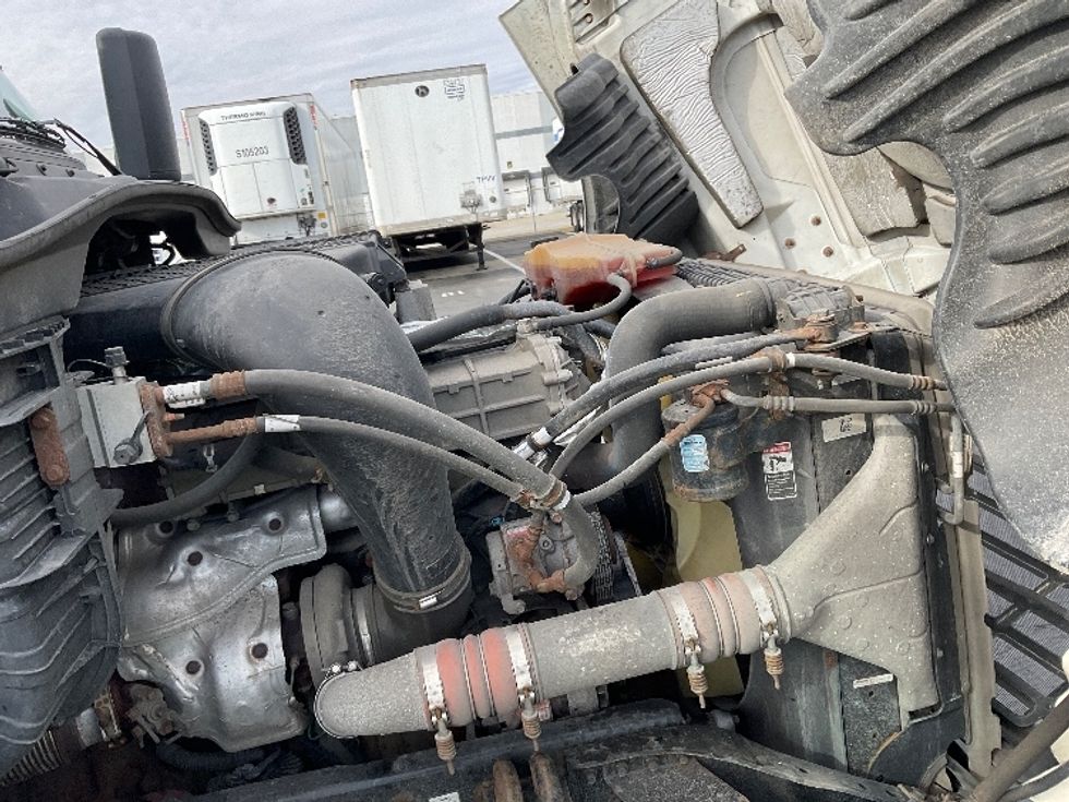 Day Cab Tractor-Heavy Duty Tractors-Freightliner-2018-Cascadia 12564ST-Indianapolis-IN-470,289\n\t\tmiles-$ 36,750 - Image 15