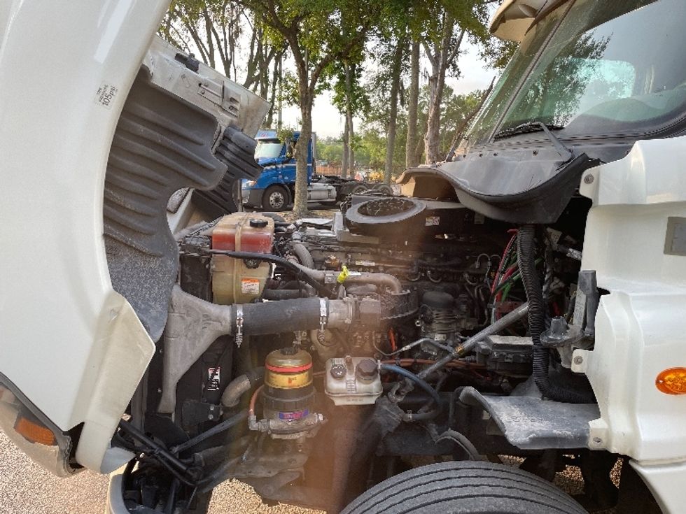 Day Cab Tractor-Heavy Duty Tractors-Freightliner-2018-Cascadia 12564ST-Jacksonville-FL-204,675\n\t\tmiles-$ 49,250 - Image 16