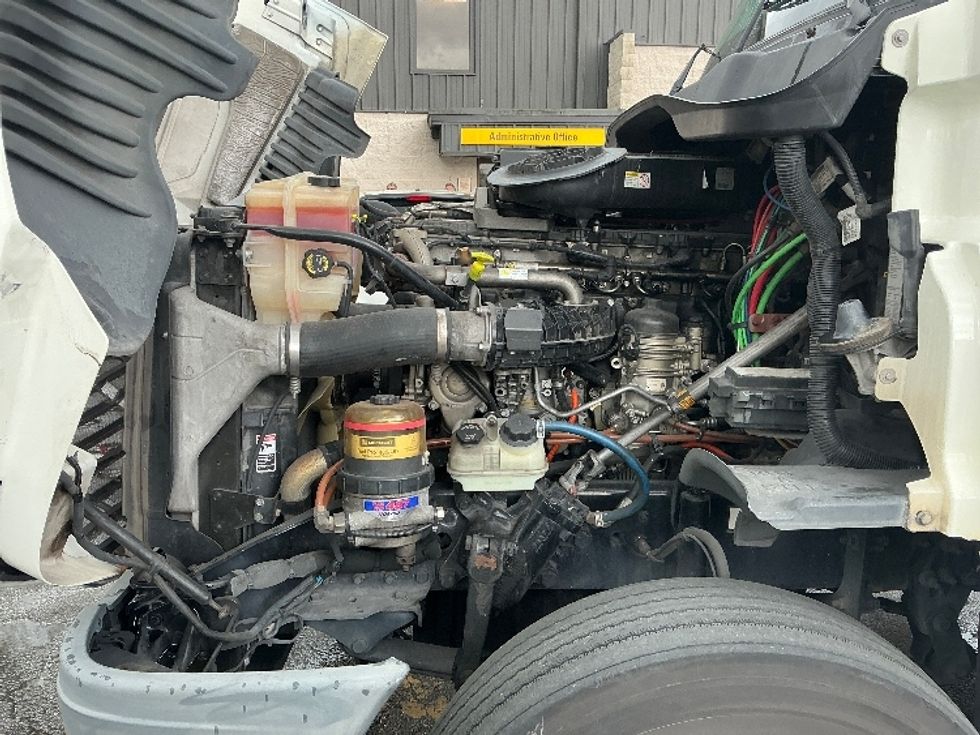 Day Cab Tractor-Heavy Duty Tractors-Freightliner-2018-Cascadia 12564ST-Jacksonville-FL-489,917\n\t\tmiles-$ 38,250 - Image 16