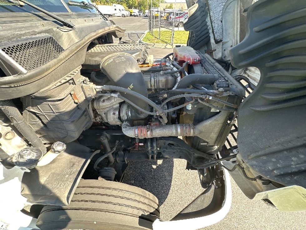 Day Cab Tractor-Heavy Duty Tractors-Freightliner-2018-Cascadia 12564ST-Jessup-MD-262,657\n\t\tmiles-$ 41,750 - Image 16