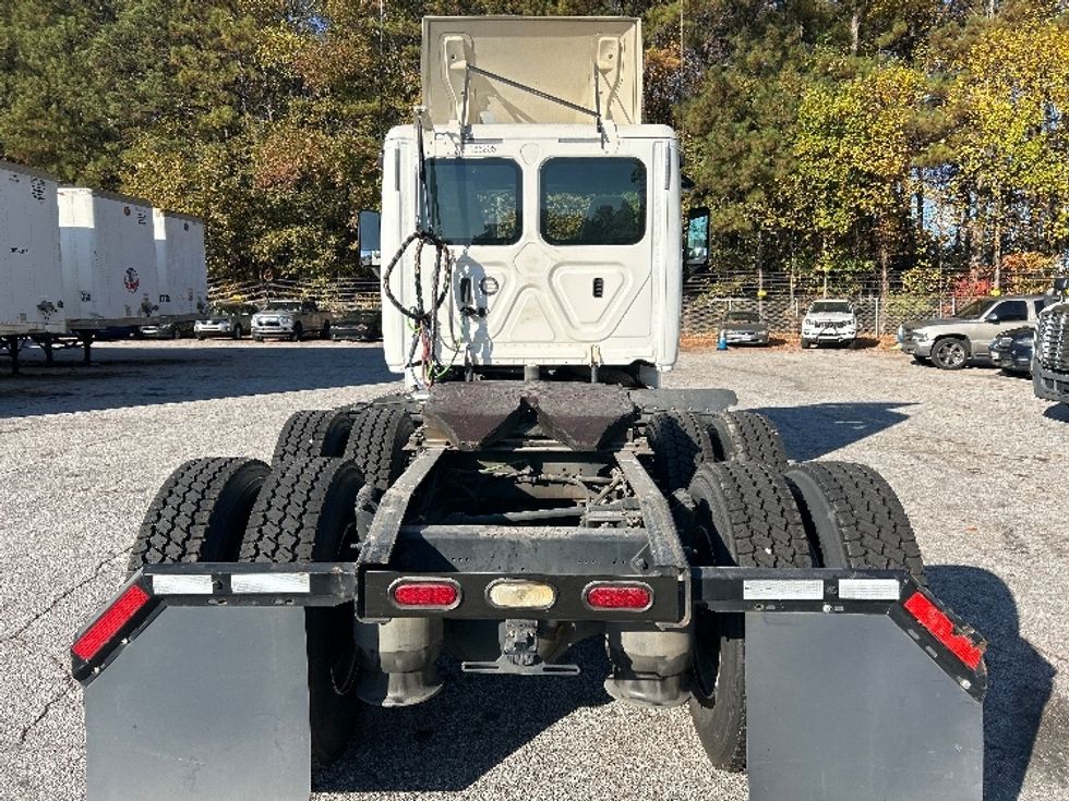 Day Cab Tractor-Heavy Duty Tractors-Freightliner-2018-Cascadia 12564ST-Jonesboro-GA-281,150\n\t\tmiles-$ 45,000 - Image 6