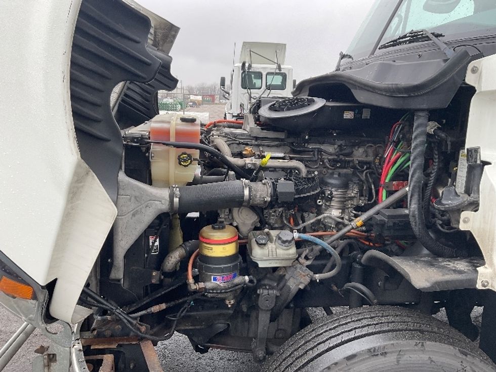 Day Cab Tractor-Heavy Duty Tractors-Freightliner-2018-Cascadia 12564ST-Kansas City-MO-520,953\n\t\tmiles-$ 34,500 - Image 15