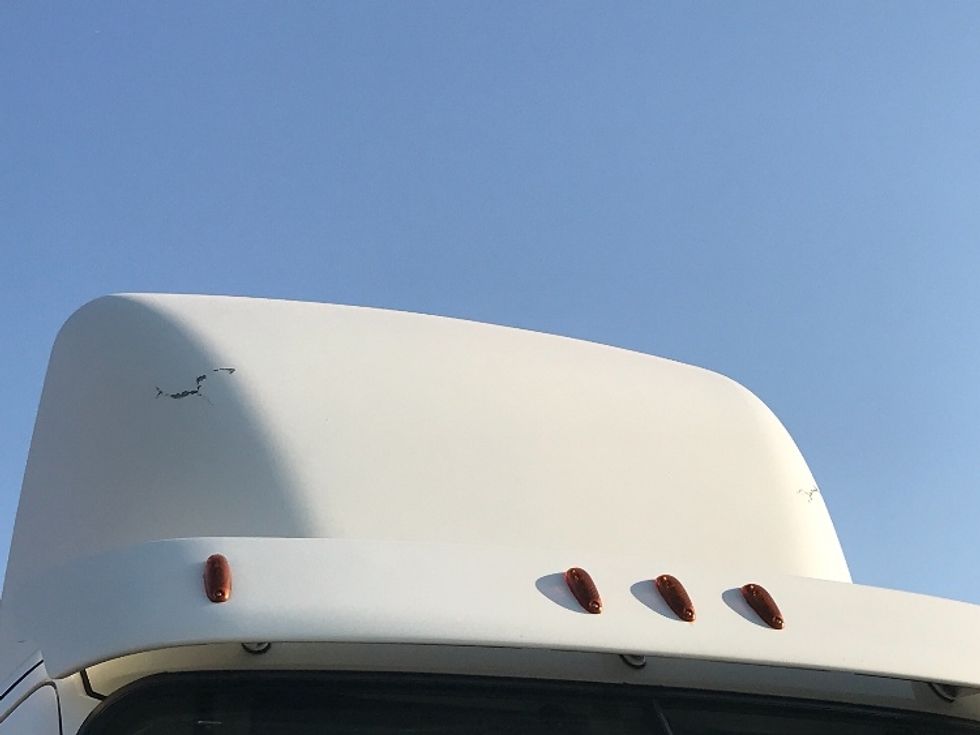 Day Cab Tractor-Heavy Duty Tractors-Freightliner-2018-Cascadia 12564ST-Kansas City-MO-587,963\n\t\tmiles-$ 32,250 - Image 19