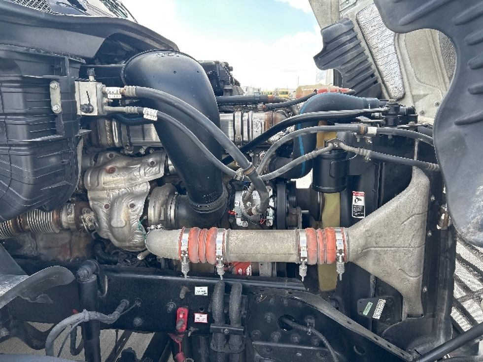 Day Cab Tractor-Heavy Duty Tractors-Freightliner-2018-Cascadia 12564ST-Katy-TX-690,080\n\t\tmiles-$ 24,000 - Image 15