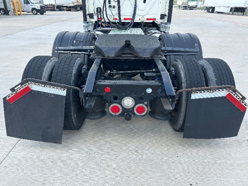Day Cab Tractor-Heavy Duty Tractors-Freightliner-2018-Cascadia 12564ST-Katy-TX-690,080\n\t\tmiles-$ 24,000 - Image 6