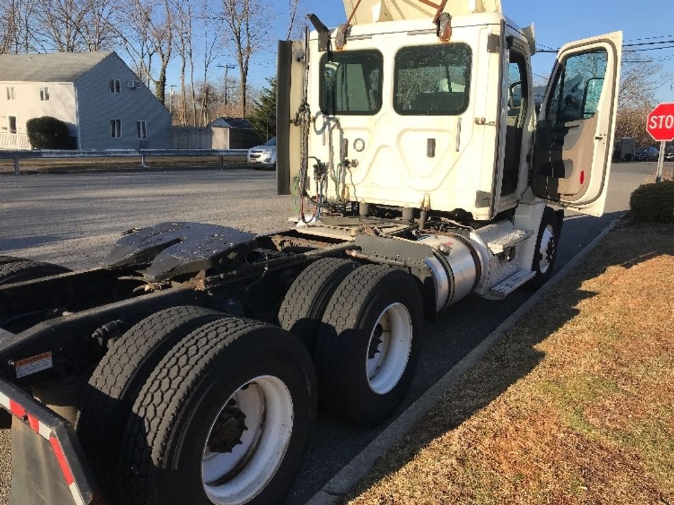Day Cab Tractor-Heavy Duty Tractors-Freightliner-2018-Cascadia 12564ST-Lancaster-PA-247,466\n\t\tmiles-$ 43,250 - Image 17