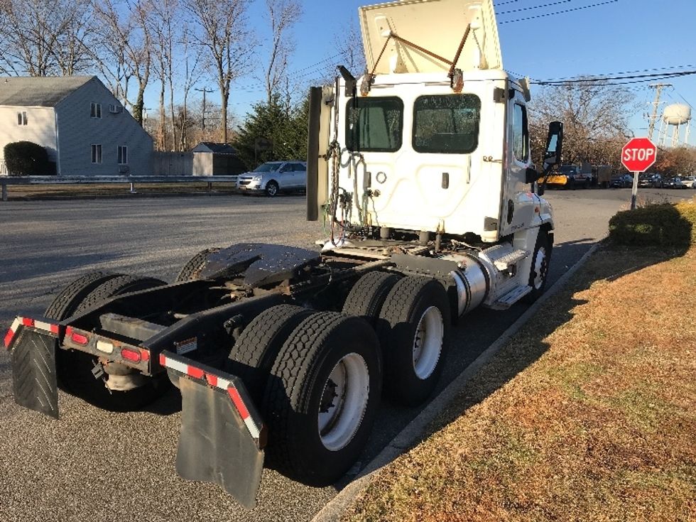 Day Cab Tractor-Heavy Duty Tractors-Freightliner-2018-Cascadia 12564ST-Lancaster-PA-247,466\n\t\tmiles-$ 43,250 - Image 7