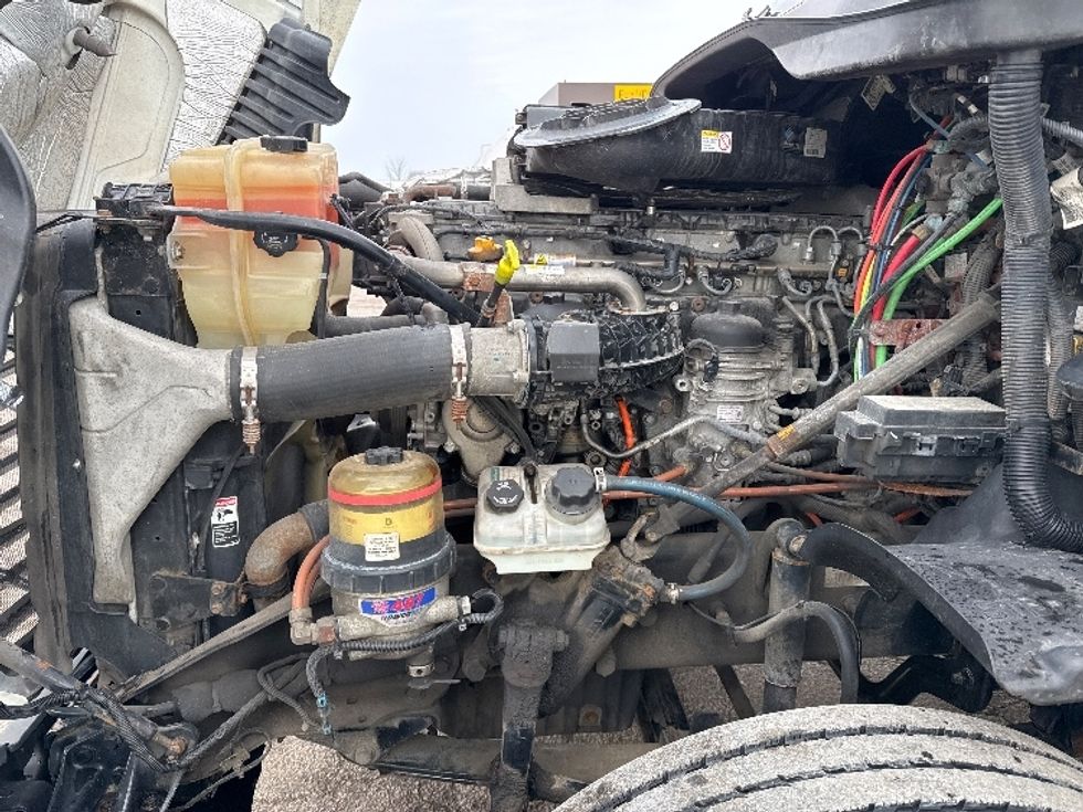 Day Cab Tractor-Heavy Duty Tractors-Freightliner-2018-Cascadia 12564ST-Lansing-MI-249,822\n\t\tmiles-$ 38,000 - Image 15