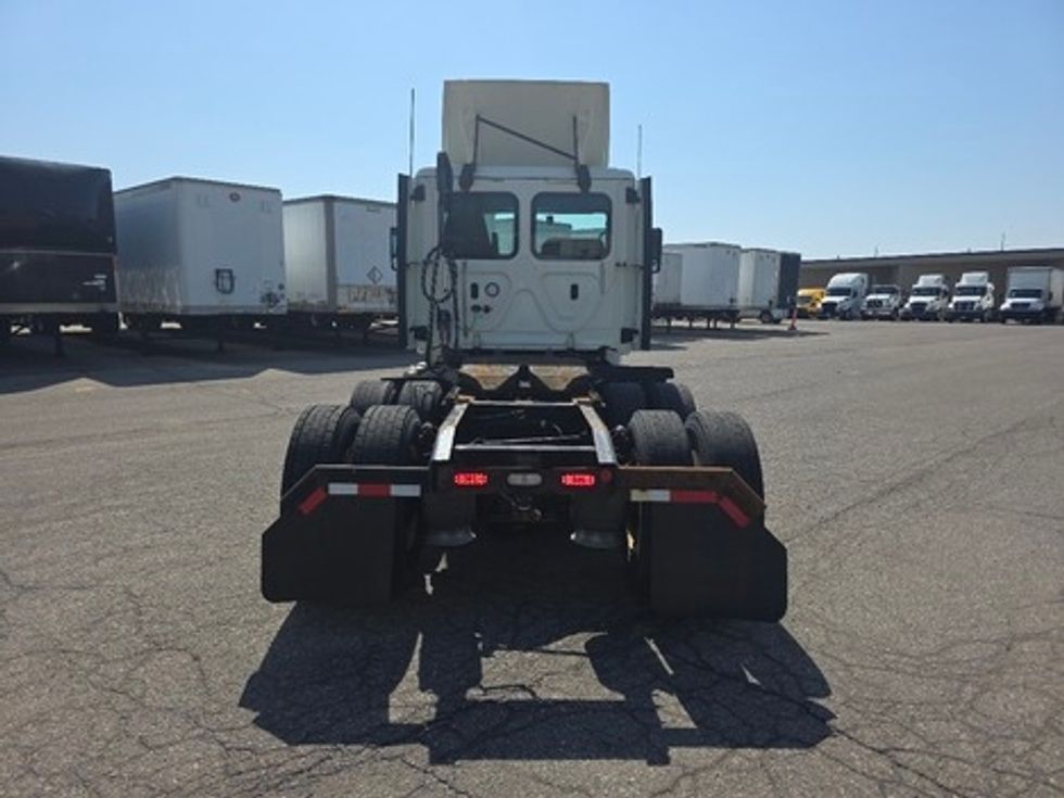 Day Cab Tractor-Heavy Duty Tractors-Freightliner-2018-Cascadia 12564ST-Lansing-MI-249,822\n\t\tmiles-$ 38,000 - Image 6