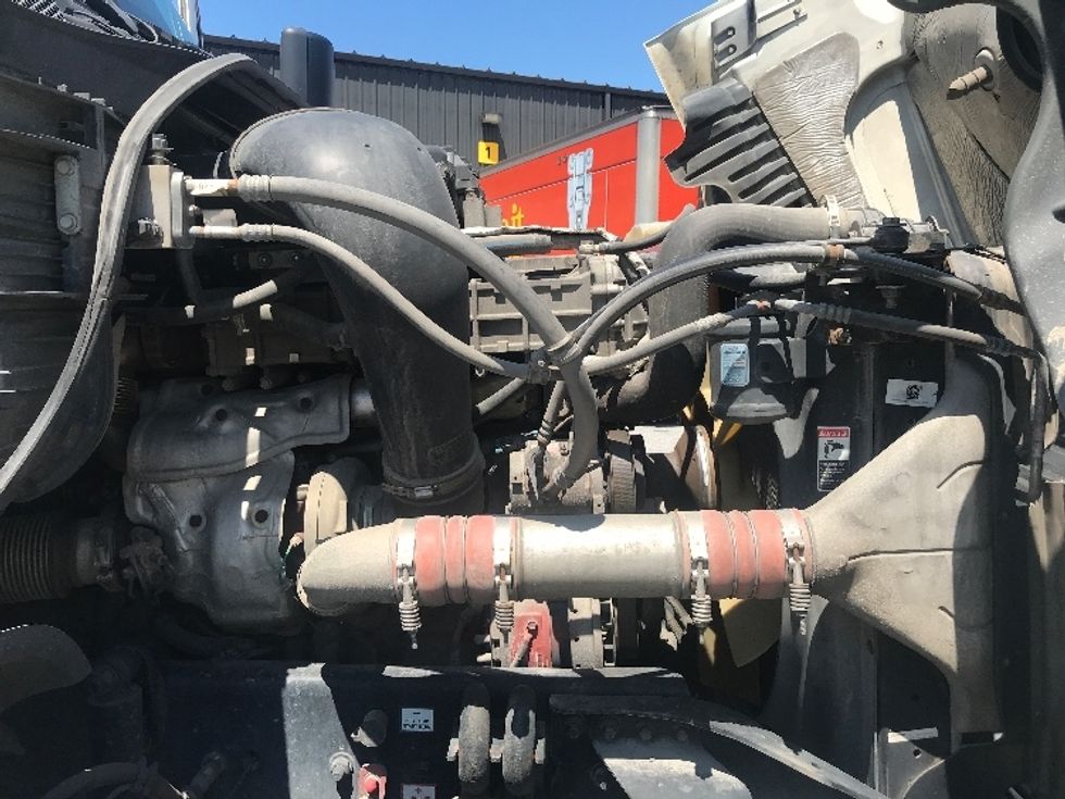 Day Cab Tractor-Heavy Duty Tractors-Freightliner-2018-Cascadia 12564ST-Lexington-SC-534,897\n\t\tmiles-$ 32,500 - Image 15