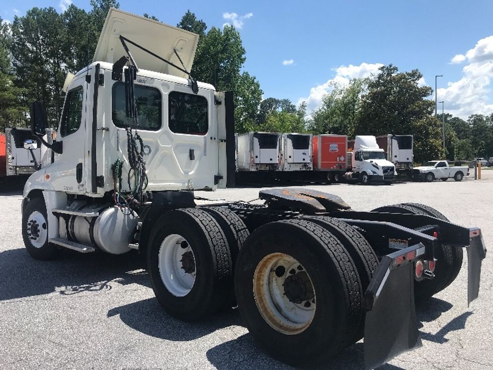 Day Cab Tractor-Heavy Duty Tractors-Freightliner-2018-Cascadia 12564ST-Lexington-SC-534,897\n\t\tmiles-$ 32,500 - Image 5