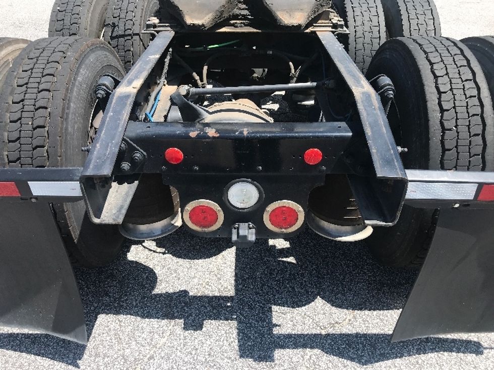 Day Cab Tractor-Heavy Duty Tractors-Freightliner-2018-Cascadia 12564ST-Lexington-SC-534,897\n\t\tmiles-$ 32,500 - Image 6