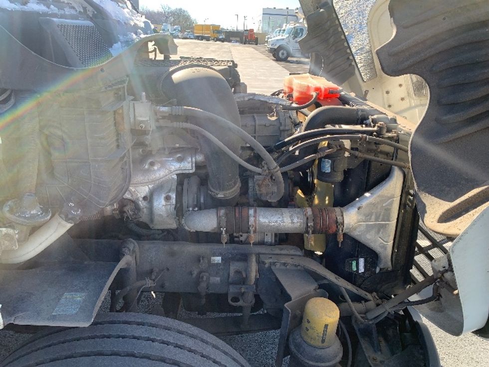 Day Cab Tractor-Heavy Duty Tractors-Freightliner-2018-Cascadia 12564ST-Linden-NJ-327,425\n\t\tmiles-$ 41,750 - Image 15