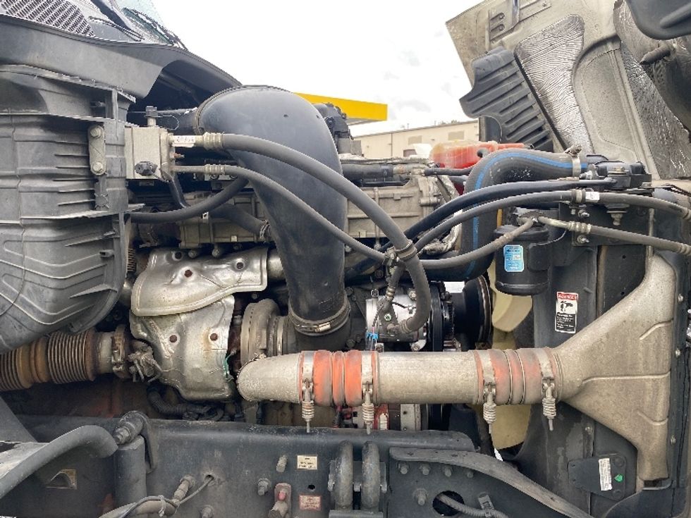 Day Cab Tractor-Heavy Duty Tractors-Freightliner-2018-Cascadia 12564ST-Lithia Springs-GA-345,348\n\t\tmiles-$ 44,000 - Image 15