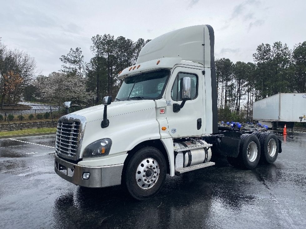 Day Cab Tractor-Heavy Duty Tractors-Freightliner-2018-Cascadia 12564ST-Lithia Springs-GA-345,348\n\t\tmiles-$ 44,000 - Image 3