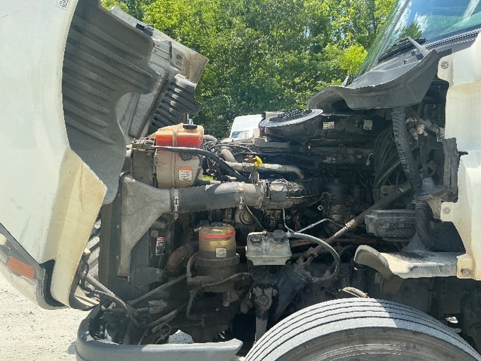 Day Cab Tractor-Heavy Duty Tractors-Freightliner-2018-Cascadia 12564ST-Macon-GA-207,845\n\t\tmiles-$ 49,500 - Image 16