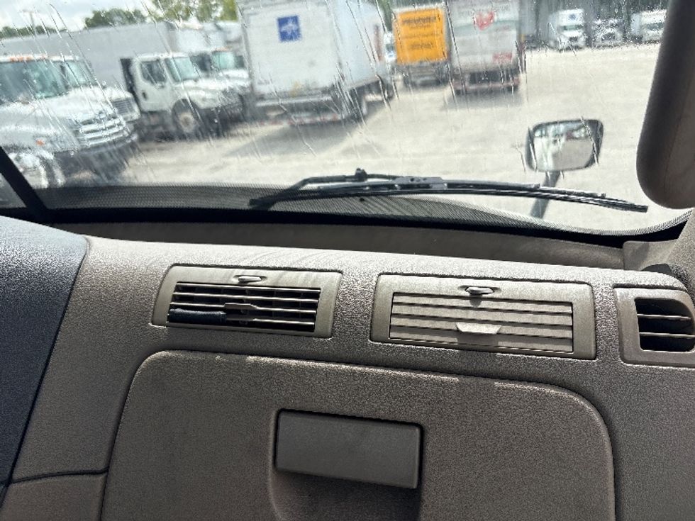 Day Cab Tractor-Heavy Duty Tractors-Freightliner-2018-Cascadia 12564ST-Medley-FL-705,912\n\t\tmiles-$ 22,250 - Image 13