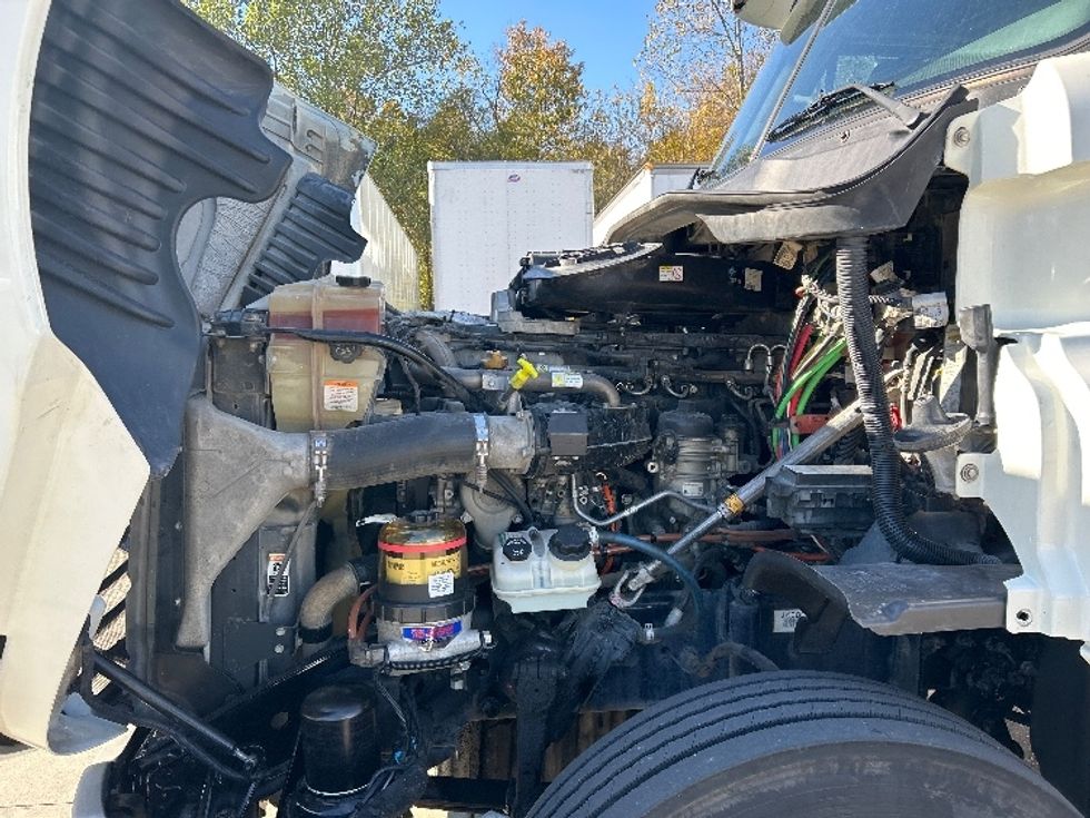 Day Cab Tractor-Heavy Duty Tractors-Freightliner-2018-Cascadia 12564ST-Memphis-TN-363,412\n\t\tmiles-$ 43,000 - Image 16