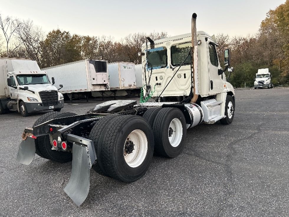 Day Cab Tractor-Heavy Duty Tractors-Freightliner-2018-Cascadia 12564ST-Memphis-TN-363,412\n\t\tmiles-$ 43,000 - Image 7