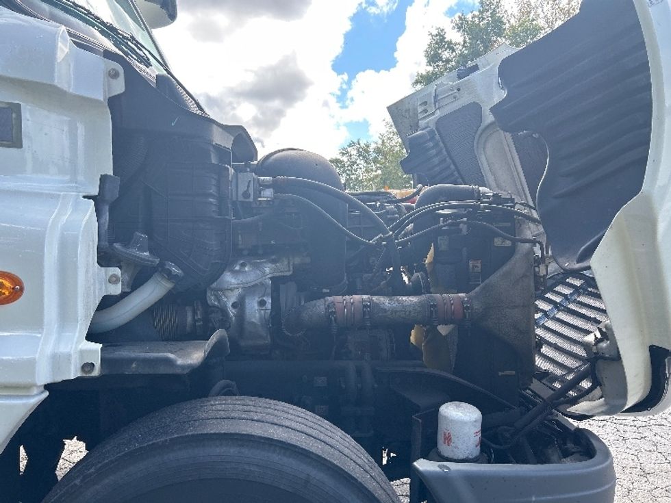 Day Cab Tractor-Heavy Duty Tractors-Freightliner-2018-Cascadia 12564ST-Middlefield-OH-467,302\n\t\tmiles-$ 41,250 - Image 15