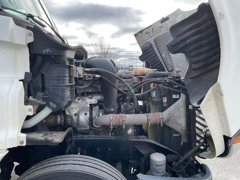 Day Cab Tractor-Heavy Duty Tractors-Freightliner-2018-Cascadia 12564ST-Milwaukee-WI-575,274\n\t\tmiles-$ 32,250 - Image 15
