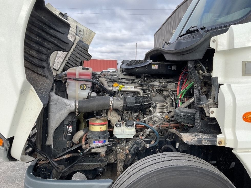 Day Cab Tractor-Heavy Duty Tractors-Freightliner-2018-Cascadia 12564ST-Milwaukee-WI-575,274\n\t\tmiles-$ 32,250 - Image 16