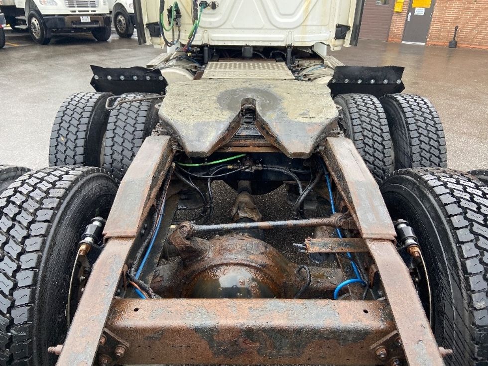 Day Cab Tractor-Heavy Duty Tractors-Freightliner-2018-Cascadia 12564ST-Mississauga-ON-397,301\n\t\tkm-$ 53,250 - Image 6