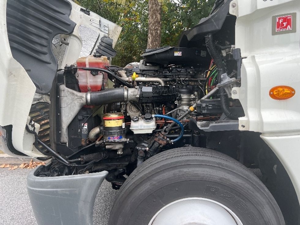 Day Cab Tractor-Heavy Duty Tractors-Freightliner-2018-Cascadia 12564ST-Montgomery-NY-349,490\n\t\tmiles-$ 41,750 - Image 16