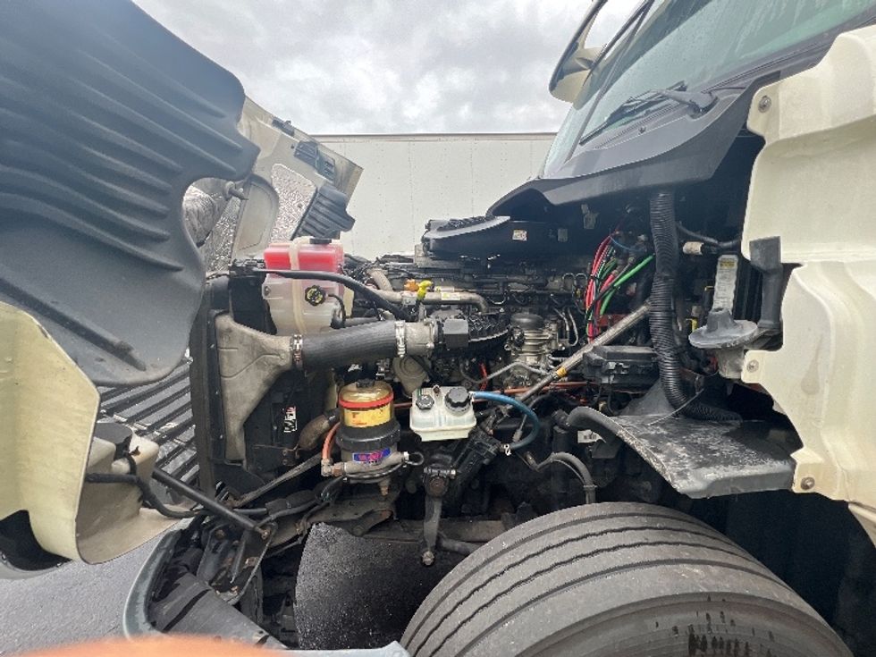 Day Cab Tractor-Heavy Duty Tractors-Freightliner-2018-Cascadia 12564ST-Montgomery-NY-434,303\n\t\tmiles-$ 38,750 - Image 16