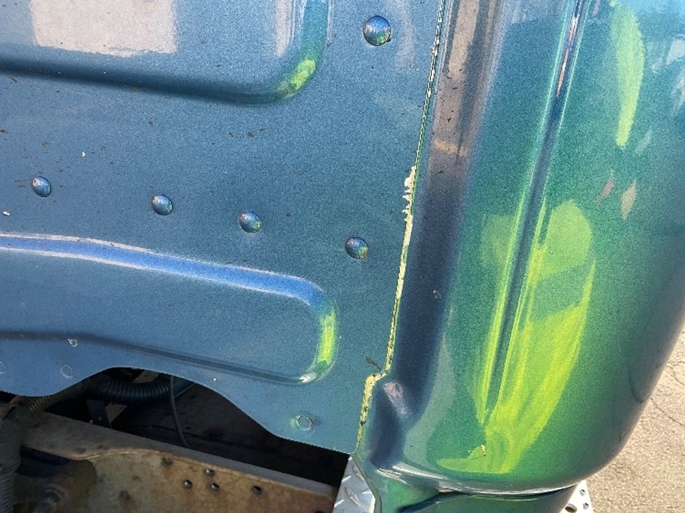 Day Cab Tractor-Heavy Duty Tractors-Freightliner-2018-Cascadia 12564ST-Montgomery-NY-452,470\n\t\tmiles-$ 32,500 - Image 21