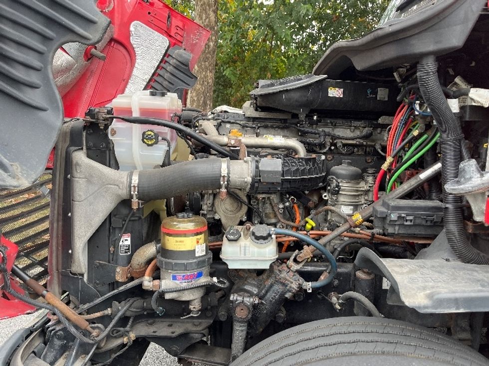 Day Cab Tractor-Heavy Duty Tractors-Freightliner-2018-Cascadia 12564ST-Montgomery-NY-615,036\n\t\tmiles-$ 26,500 - Image 16