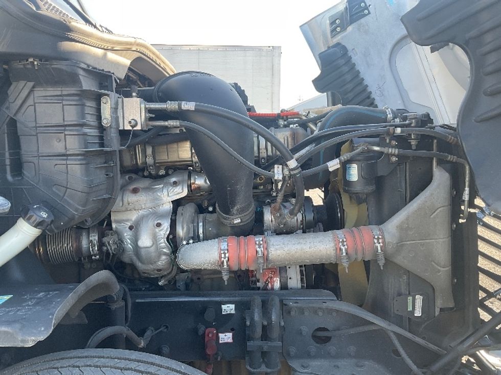 Day Cab Tractor-Heavy Duty Tractors-Freightliner-2018-Cascadia 12564ST-Nashville-TN-250,412\n\t\tmiles-$ 46,500 - Image 15