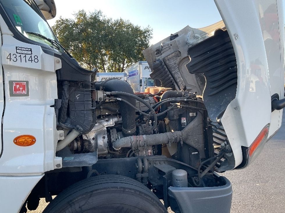 Day Cab Tractor-Heavy Duty Tractors-Freightliner-2018-Cascadia 12564ST-New Castle-DE-398,362\n\t\tmiles-$ 42,250 - Image 15