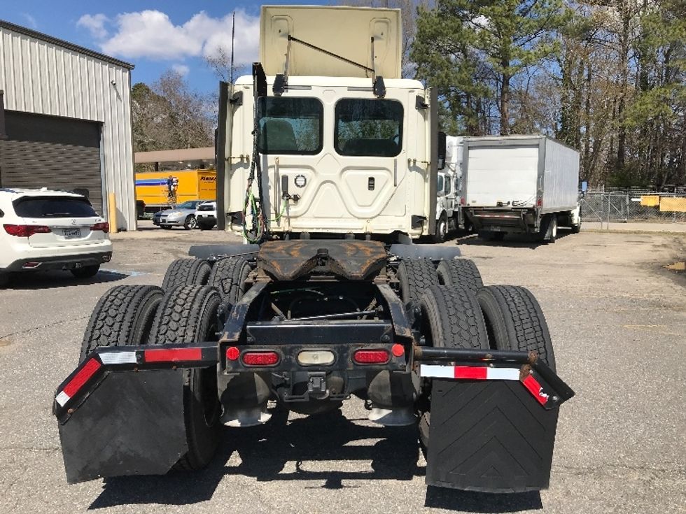 Day Cab Tractor-Heavy Duty Tractors-Freightliner-2018-Cascadia 12564ST-Newport News-VA-417,825\n\t\tmiles-$ 38,500 - Image 6