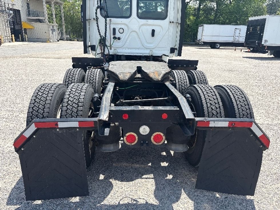 Day Cab Tractor-Heavy Duty Tractors-Freightliner-2018-Cascadia 12564ST-Norfolk-VA-533,998\n\t\tmiles-$ 32,500 - Image 6