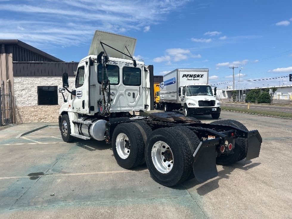 Day Cab Tractor-Heavy Duty Tractors-Freightliner-2018-Cascadia 12564ST-Oklahoma City-OK-330,664\n\t\tmiles-$ 40,500 - Image 5