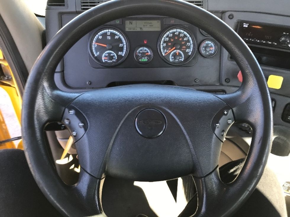 Day Cab Tractor-Heavy Duty Tractors-Freightliner-2018-Cascadia 12564ST-Panama City-FL-208,284\n\t\tmiles-$ 53,250 - Image 11