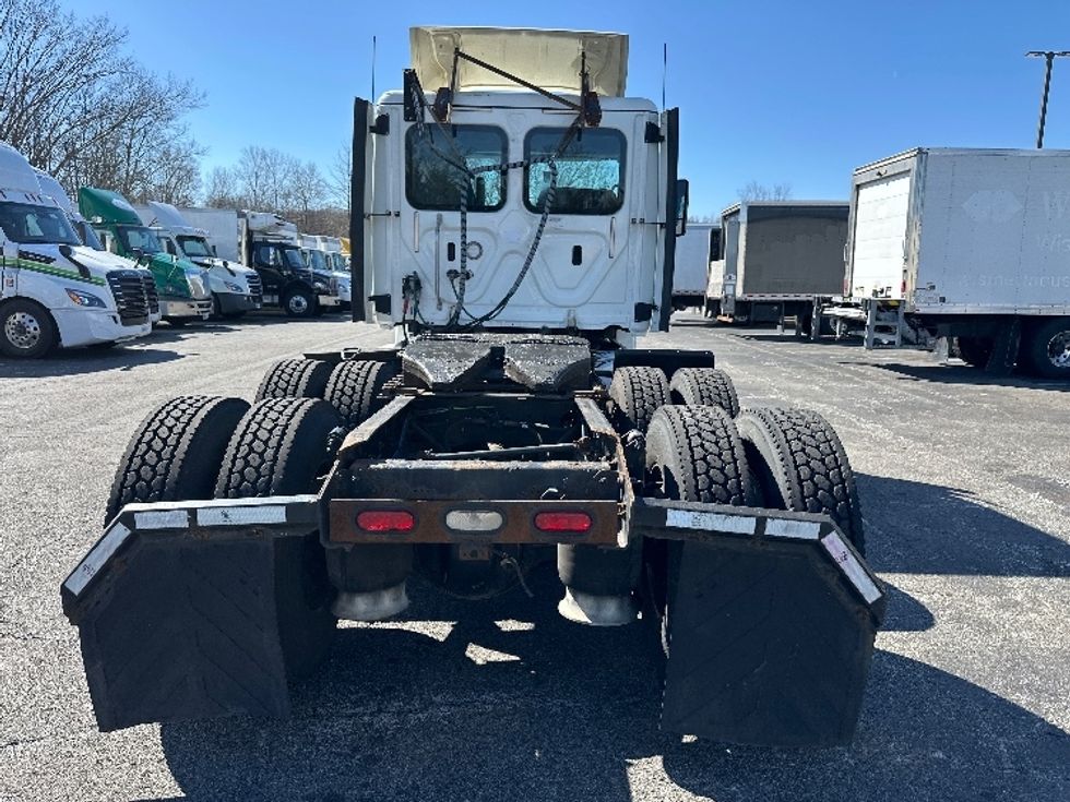 Day Cab Tractor-Heavy Duty Tractors-Freightliner-2018-Cascadia 12564ST-Parsippany-NJ-421,299\n\t\tmiles-$ 37,000 - Image 6