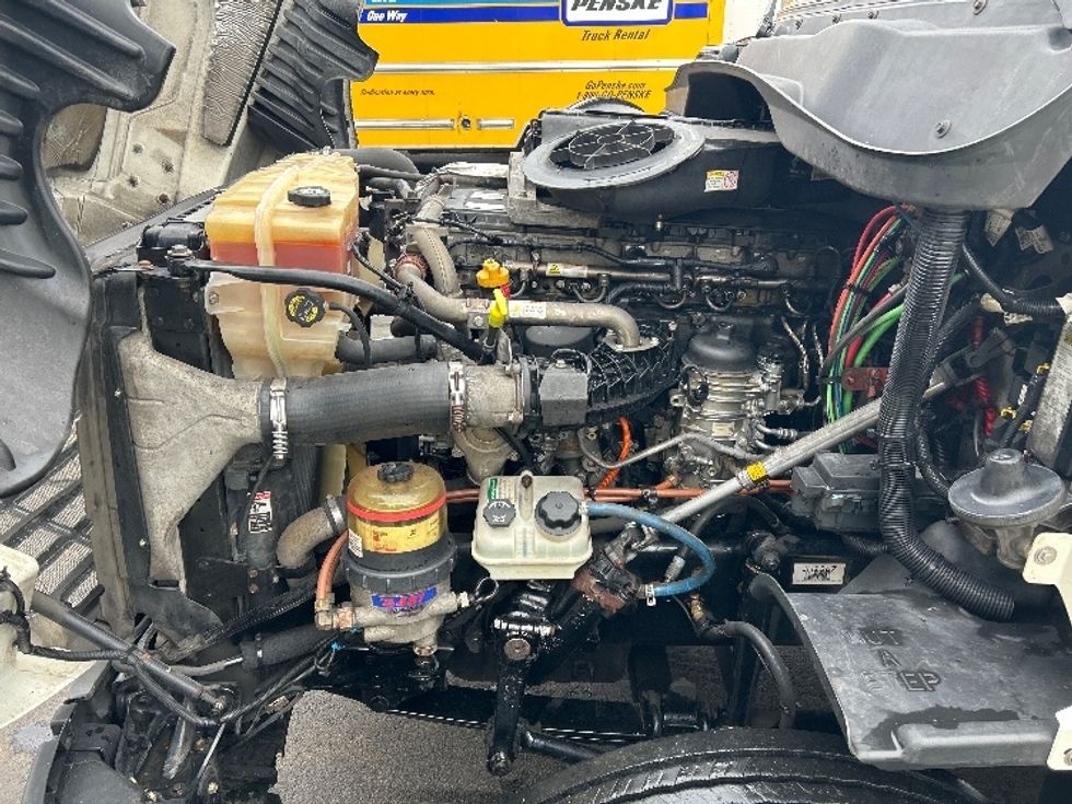 Day Cab Tractor-Heavy Duty Tractors-Freightliner-2018-Cascadia 12564ST-Parsippany-NJ-423,187\n\t\tmiles-$ 38,750 - Image 16