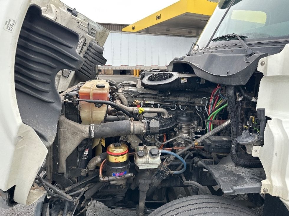 Day Cab Tractor-Heavy Duty Tractors-Freightliner-2018-Cascadia 12564ST-Parsippany-NJ-485,987\n\t\tmiles-$ 38,500 - Image 16