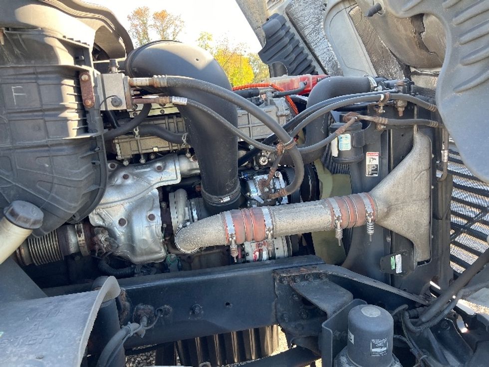 Day Cab Tractor-Heavy Duty Tractors-Freightliner-2018-Cascadia 12564ST-Pennsauken-NJ-684,049\n\t\tmiles-$ 26,500 - Image 15