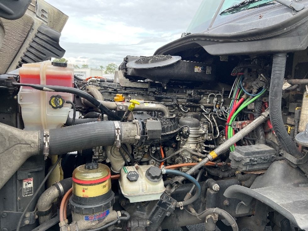 Day Cab Tractor-Heavy Duty Tractors-Freightliner-2018-Cascadia 12564ST-Pennsauken-NJ-714,038\n\t\tmiles-$ 26,500 - Image 16