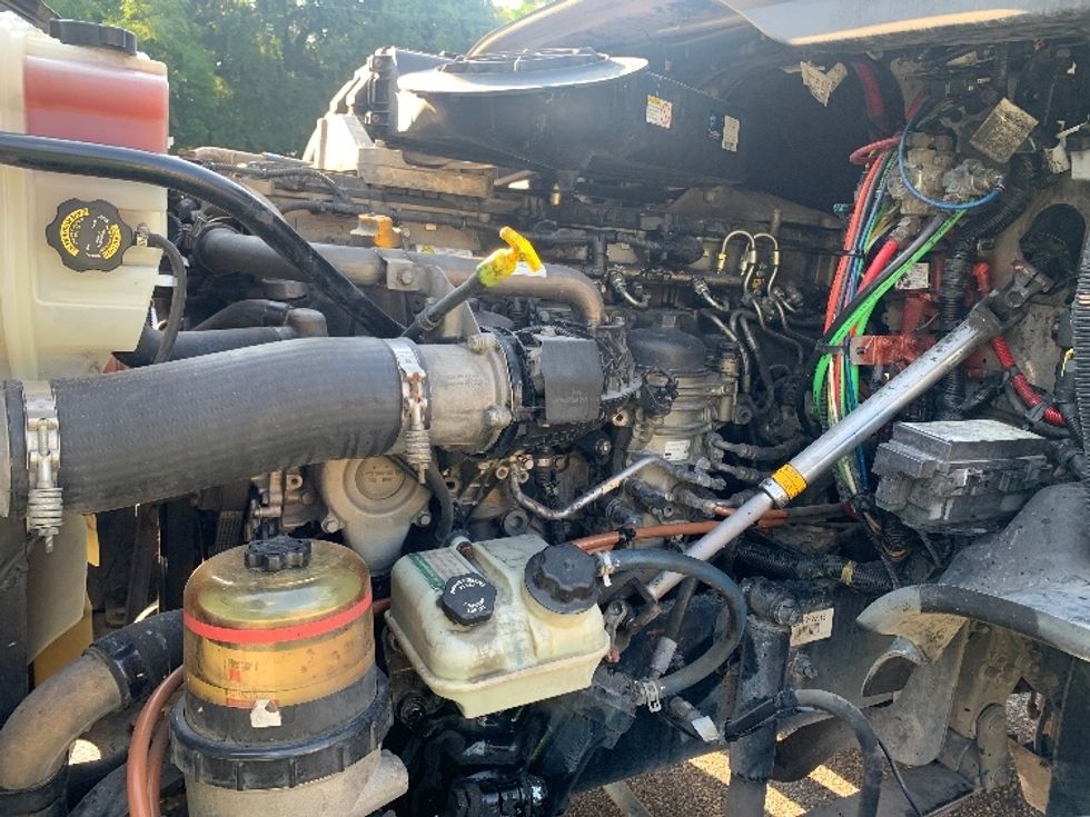 Day Cab Tractor-Heavy Duty Tractors-Freightliner-2018-Cascadia 12564ST-Pensacola-FL-343,300\n\t\tmiles-$ 45,500 - Image 14