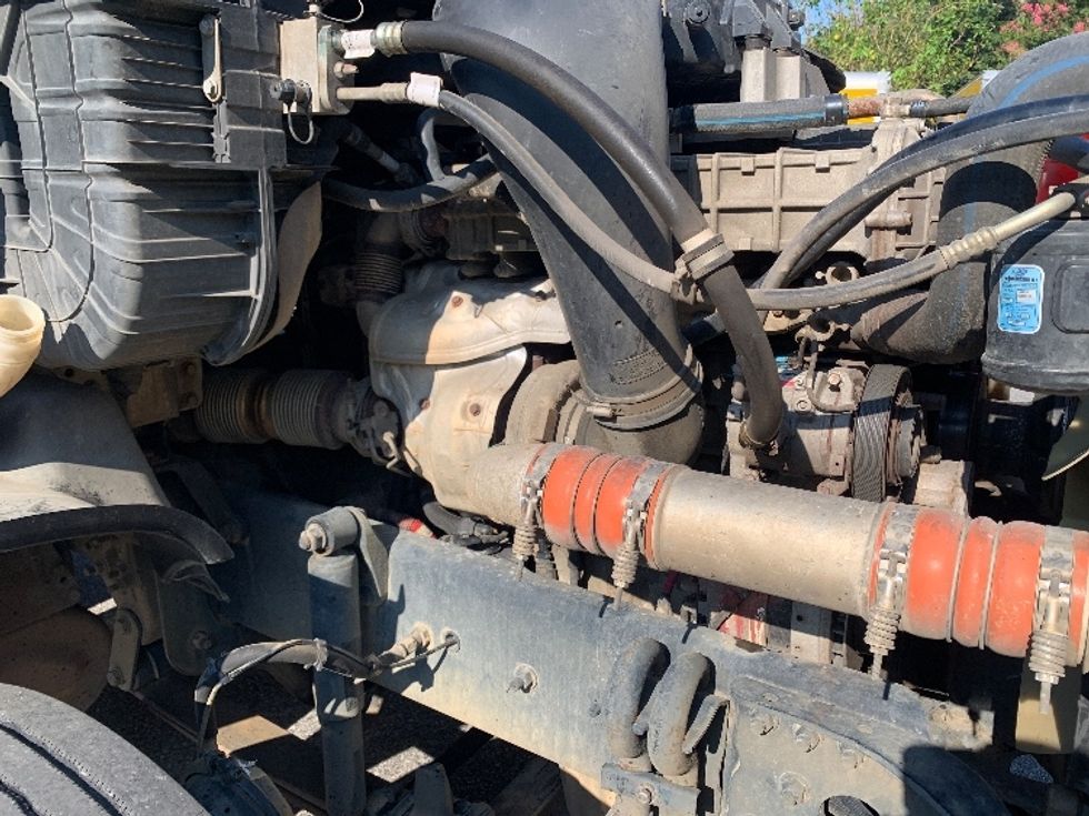 Day Cab Tractor-Heavy Duty Tractors-Freightliner-2018-Cascadia 12564ST-Pensacola-FL-419,528\n\t\tmiles-$ 41,000 - Image 13