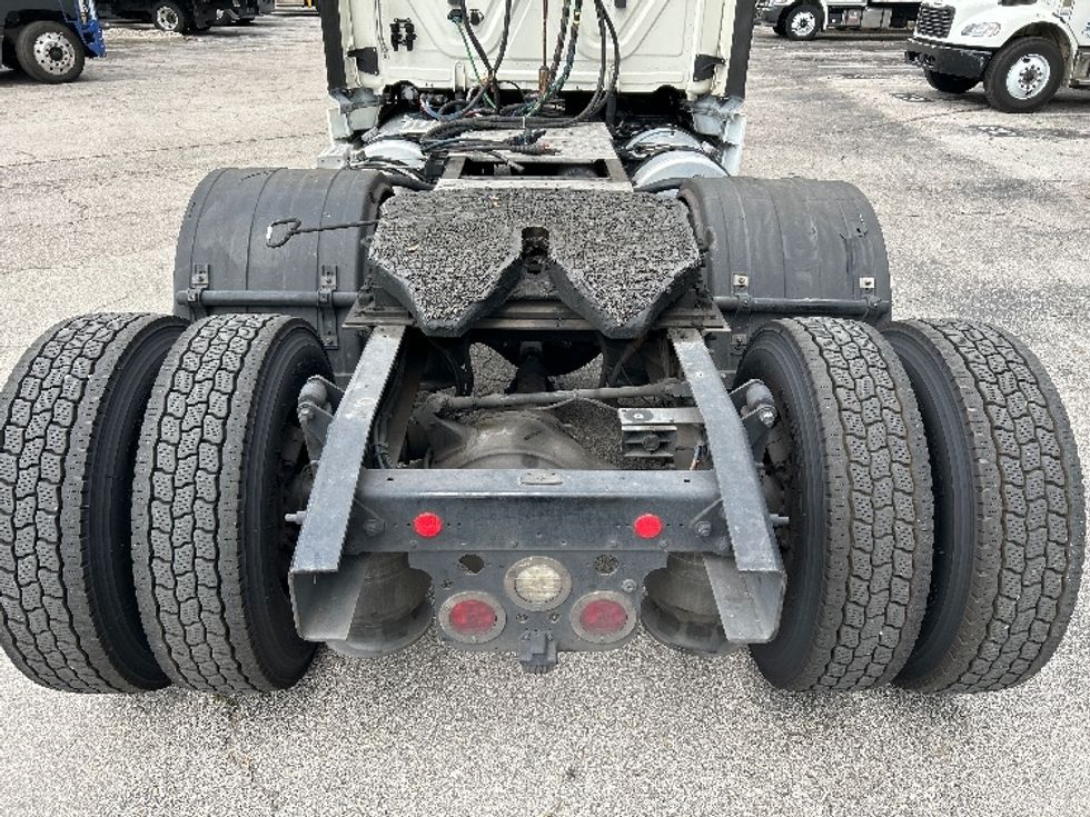 Day Cab Tractor-Heavy Duty Tractors-Freightliner-2018-Cascadia 12564ST-Pensacola-FL-765,588\n\t\tmiles-$ 23,250 - Image 6