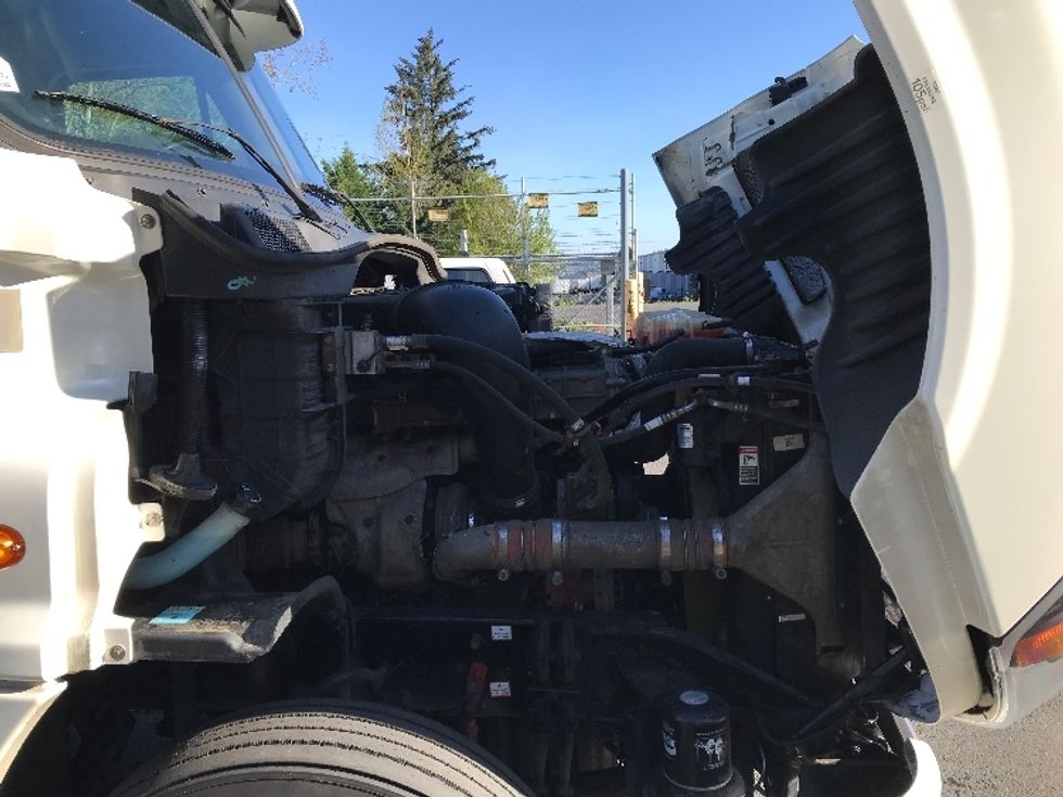 Day Cab Tractor-Heavy Duty Tractors-Freightliner-2018-Cascadia 12564ST-Portland-OR-427,415\n\t\tmiles-$ 40,250 - Image 15