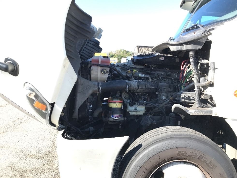 Day Cab Tractor-Heavy Duty Tractors-Freightliner-2018-Cascadia 12564ST-Prince George-VA-335,290\n\t\tmiles-$ 35,250 - Image 16