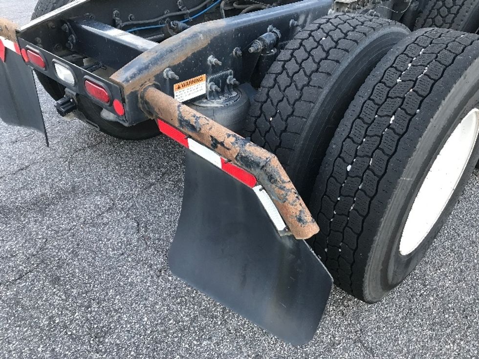 Day Cab Tractor-Heavy Duty Tractors-Freightliner-2018-Cascadia 12564ST-Prince George-VA-422,909\n\t\tmiles-$ 38,250 - Image 20