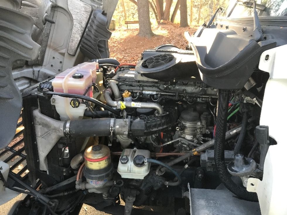 Day Cab Tractor-Heavy Duty Tractors-Freightliner-2018-Cascadia 12564ST-Reading-PA-364,880\n\t\tmiles-$ 44,500 - Image 16