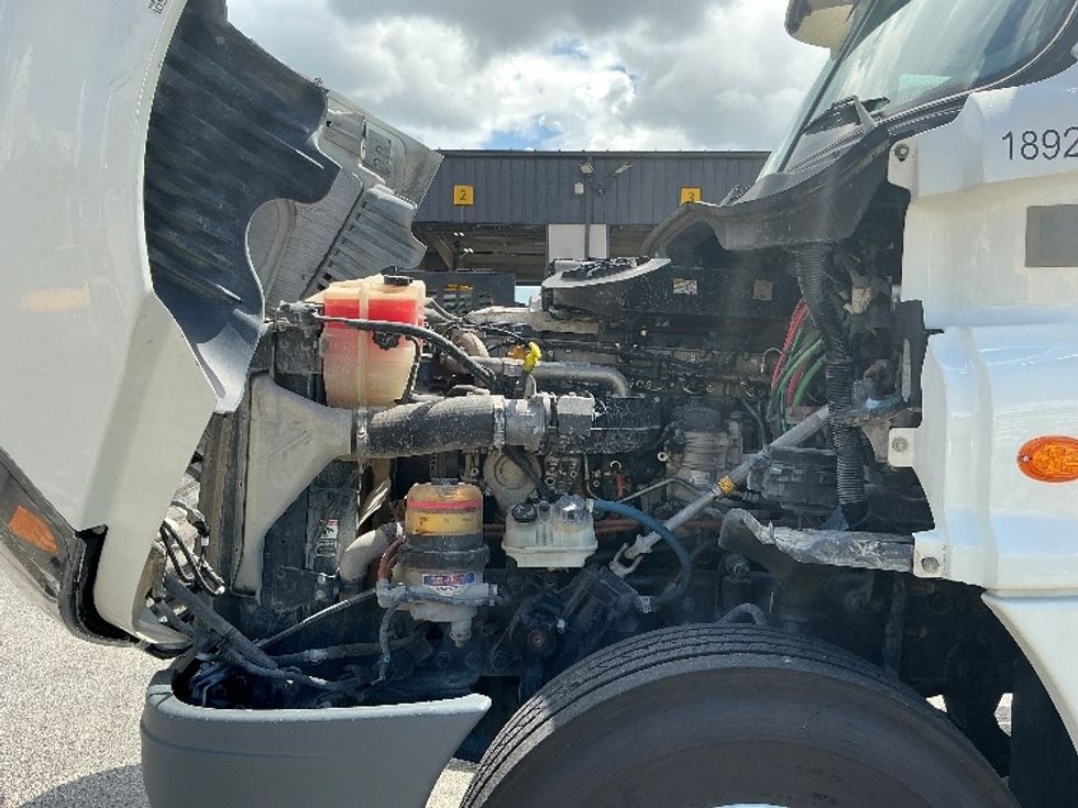 Day Cab Tractor-Heavy Duty Tractors-Freightliner-2018-Cascadia 12564ST-Riviera Beach-FL-504,670\n\t\tmiles-$ 34,000 - Image 16